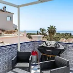 Oasis 16 Апартаменты Нерха