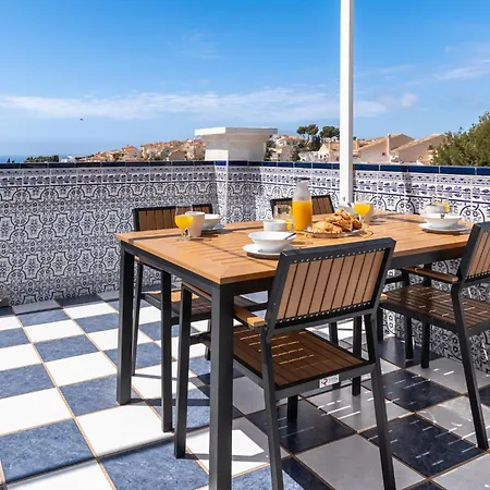 Oasis 16 * Nerja