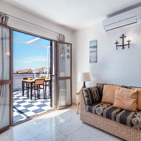 Oasis 16 * Nerja