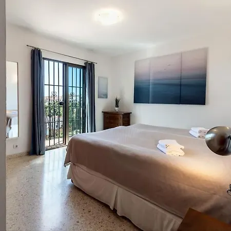 Апартаменты Oasis 16 *
