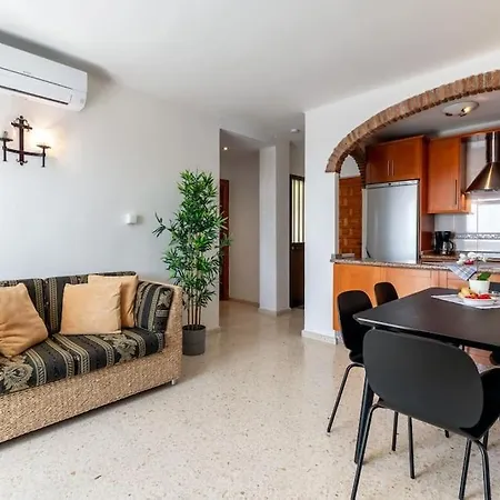 Oasis 16 Апартаменты Нерха