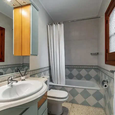 Oasis 16 Апартаменты